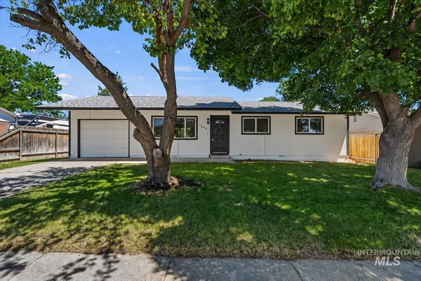 $269,900 | 1640 North 14th E Street, Mountain Home, ID 83647