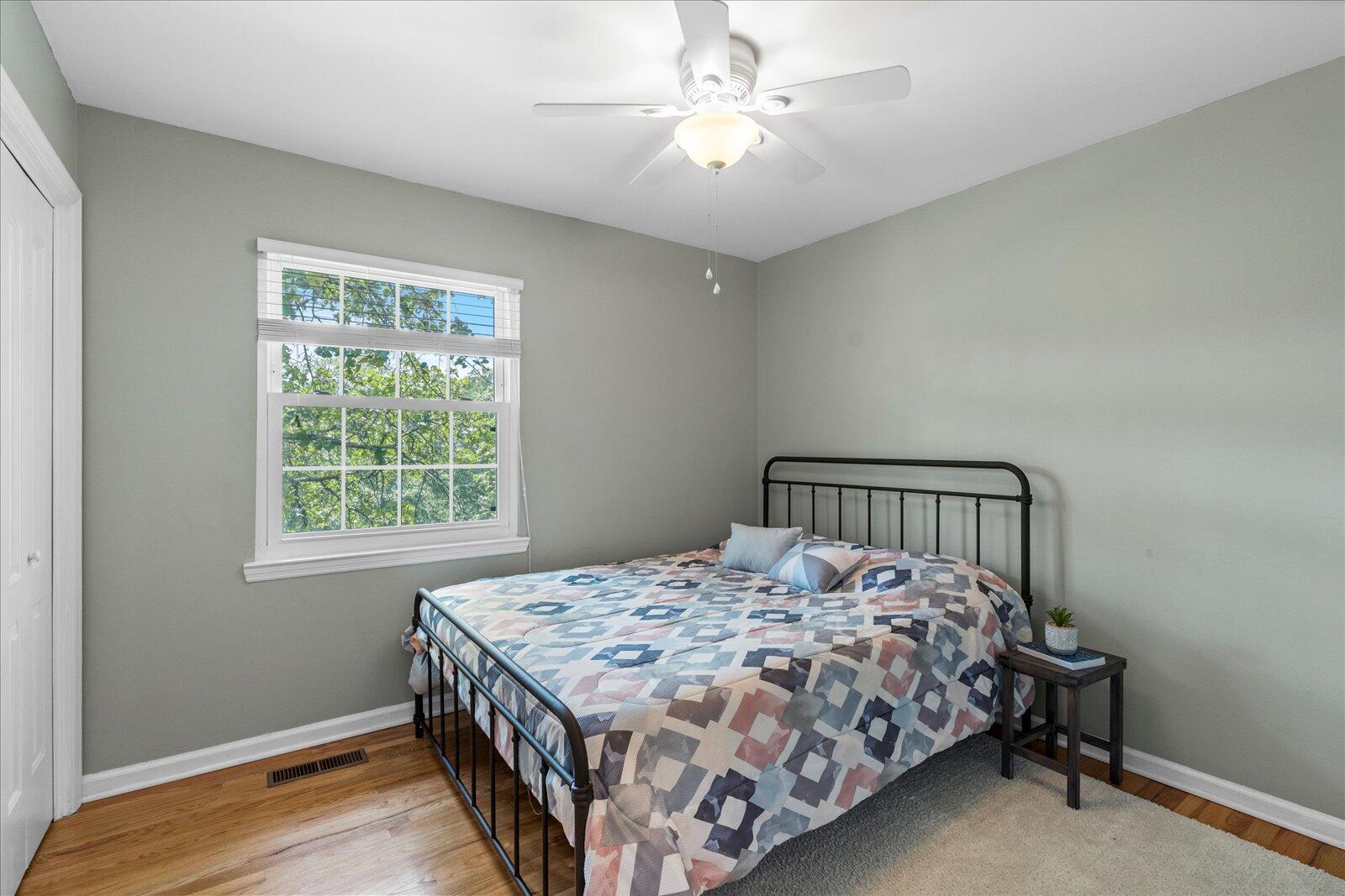 5604 Cold Springs Road Hixson, TN 37343 - Photo 17 of 31 29-5604 Cold Springs Rd-27