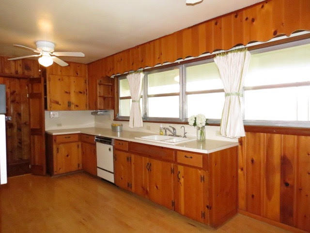 1242 Northern Hills Road Hixson, TN 37343 - Photo 14 of 49 Eat-in Kitchen