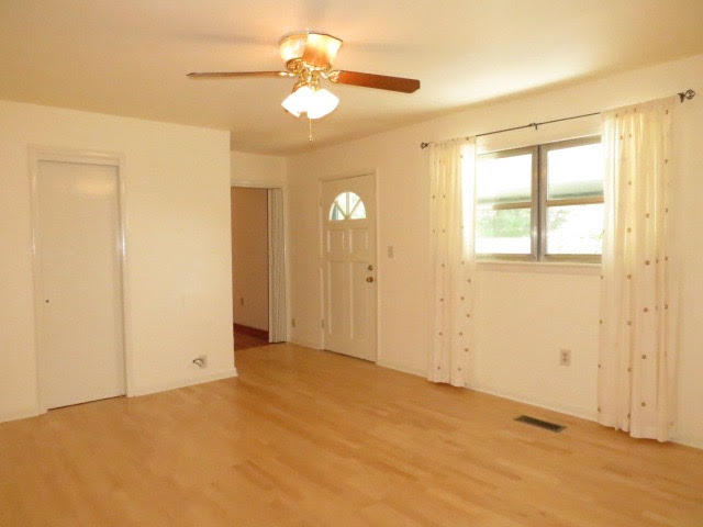 1242 Northern Hills Road Hixson, TN 37343 - Photo 23 of 49 Back Door Entry