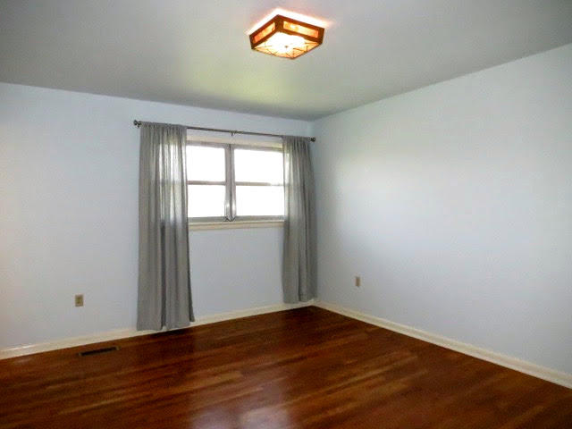 1242 Northern Hills Road Hixson, TN 37343 - Photo 25 of 49 Master Bedroom