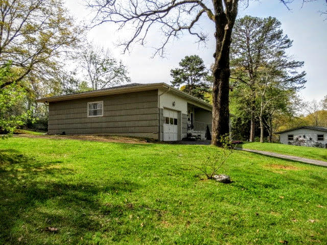 1242 Northern Hills Road Hixson, TN 37343 - Photo 46 of 49 Side View of home
