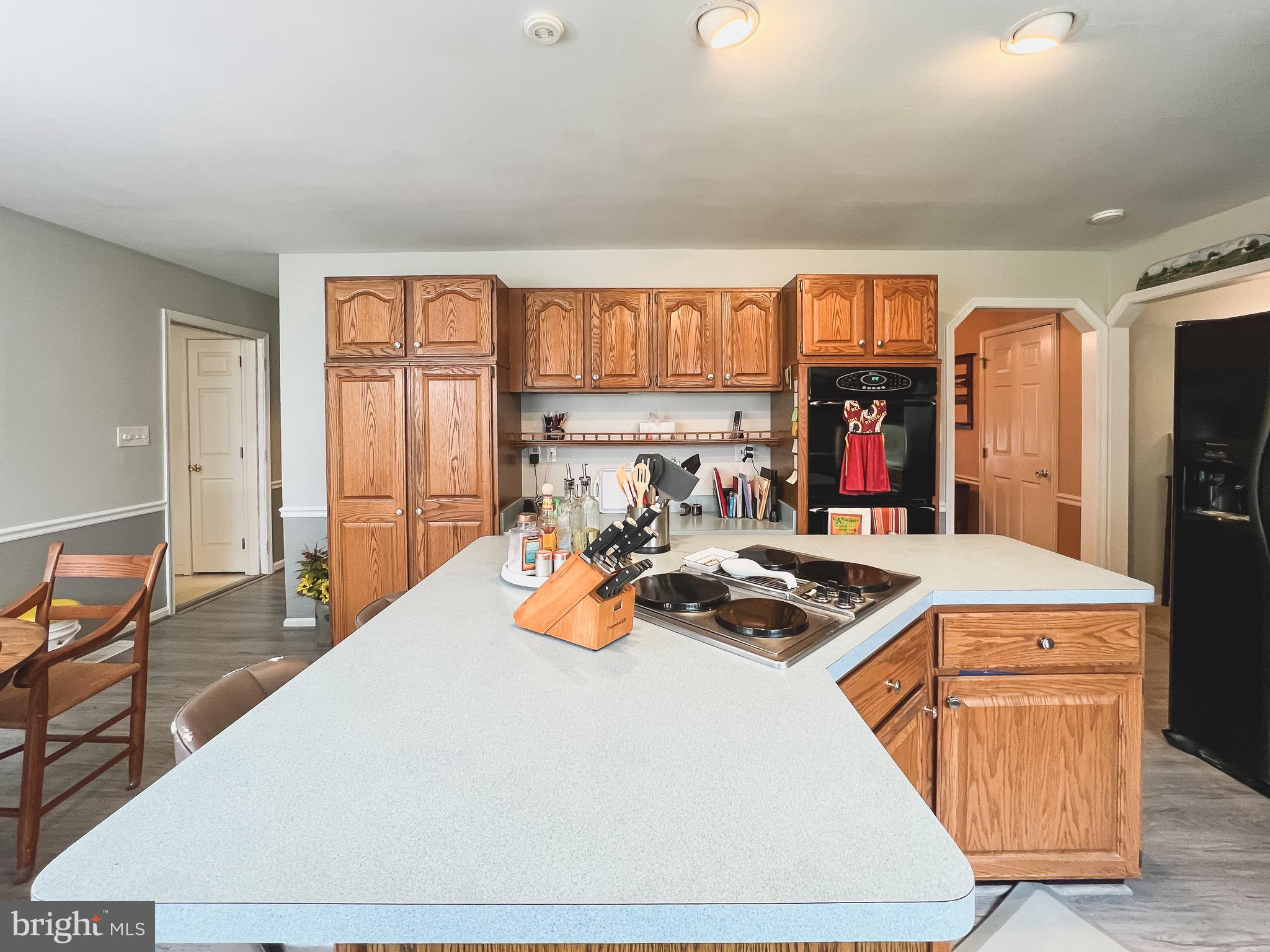 890 Carson Road Huntingtown, MD 20639 - Photo 7 of 64 a bed room with a bed and a window