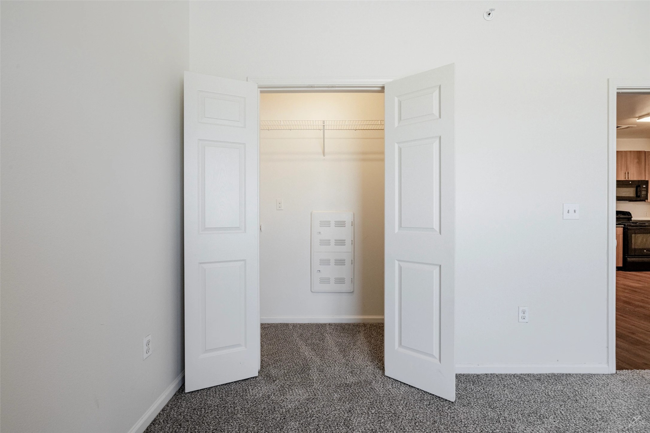 5605 Springdale Road, Unit 111103 Austin, TX 78723 - Photo 4 of 26 Up to 8 weeks free rent and waiving the standard deposit with approved credit and landlord verification.