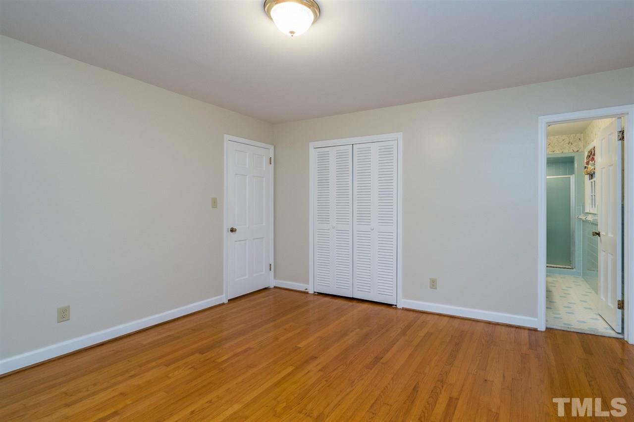 5609 Deblyn Avenue Raleigh, NC 27612 - Photo 13 of 27 Gallery Image 13
