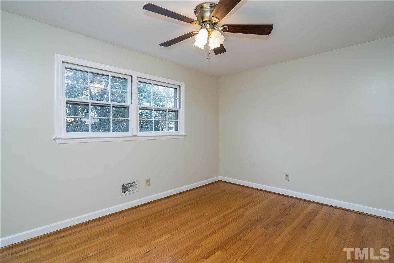 5609 Deblyn Avenue Raleigh, NC 27612 - Photo 15 of 27 Gallery Image 15