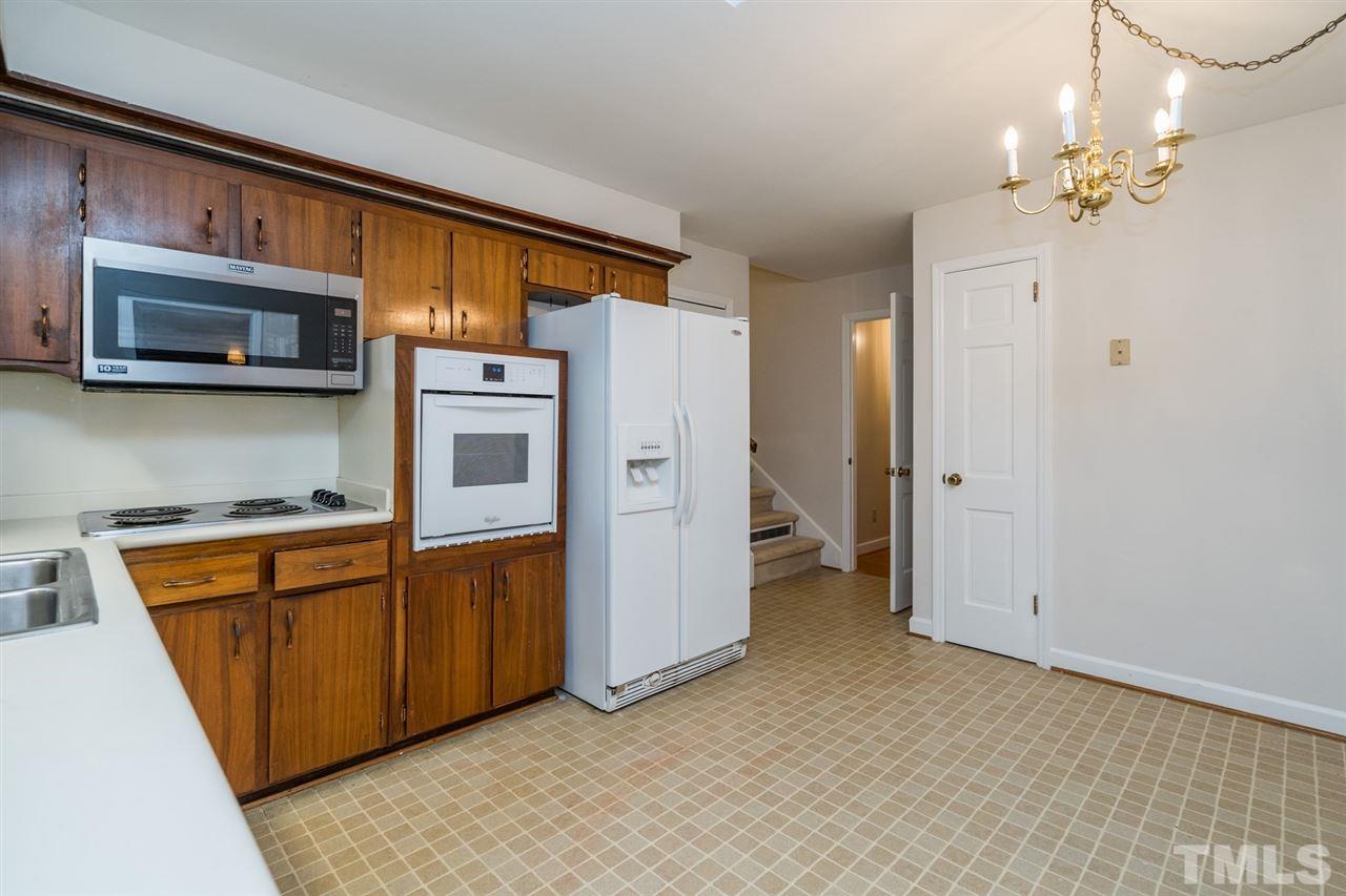 5609 Deblyn Avenue Raleigh, NC 27612 - Photo 9 of 27 Gallery Image 9