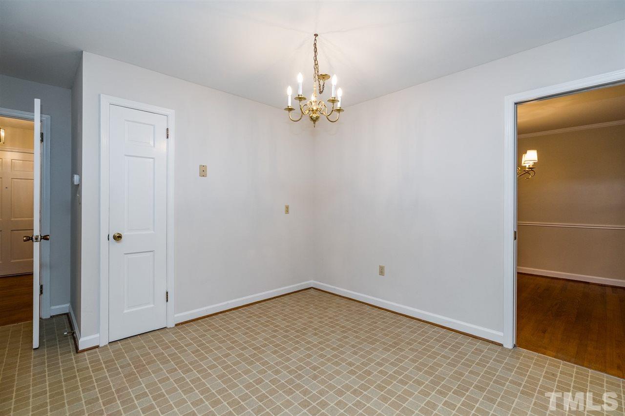 5609 Deblyn Avenue Raleigh, NC 27612 - Photo 10 of 27 Gallery Image 10