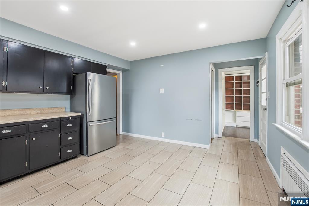 112 East Ackerman Avenue, Unit B RIGHT SIDE Emerson, NJ 07630 - Photo 7 of 16