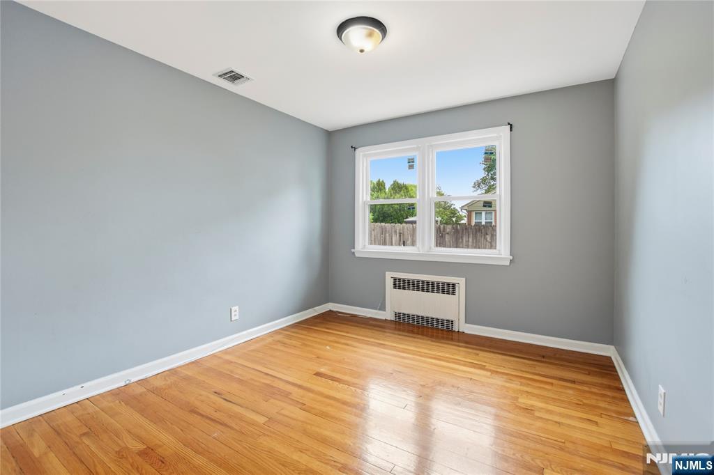112 East Ackerman Avenue, Unit B RIGHT SIDE Emerson, NJ 07630 - Photo 10 of 16