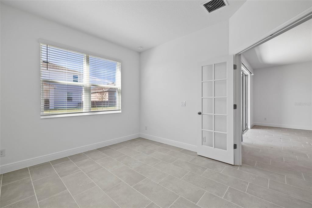 7247 Rolling Leaf Road Groveland, FL 34736 - Photo 5 of 19 Den/Study