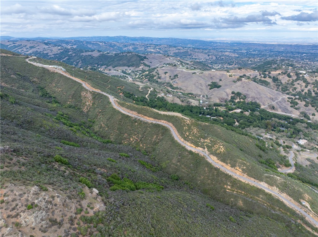 13730 Falcon Road Atascadero, CA 93422 - Photo 22 of 28 an aerial view of city