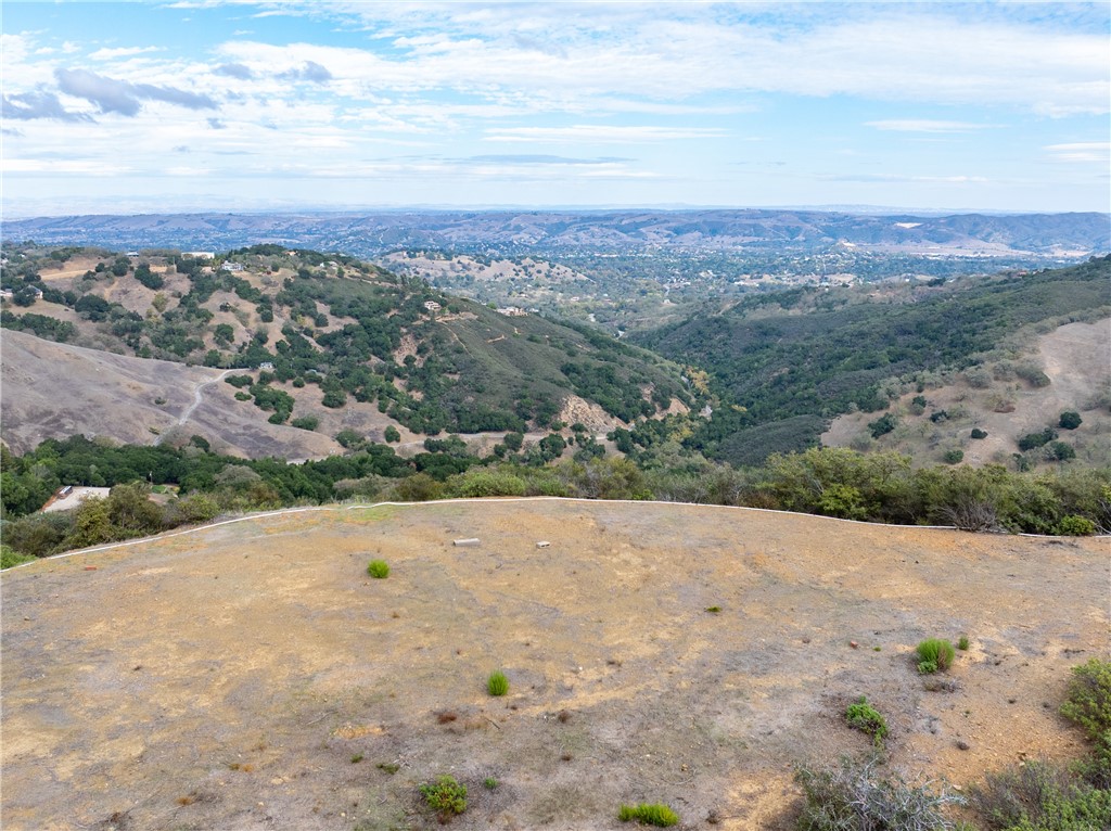 13730 Falcon Road Atascadero, CA 93422 - Photo 24 of 28