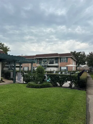 a view of outdoor space