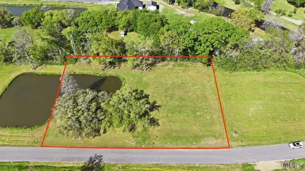 $135,000 | 10311 Bayou Crossing Street, St. Amant, LA 70774