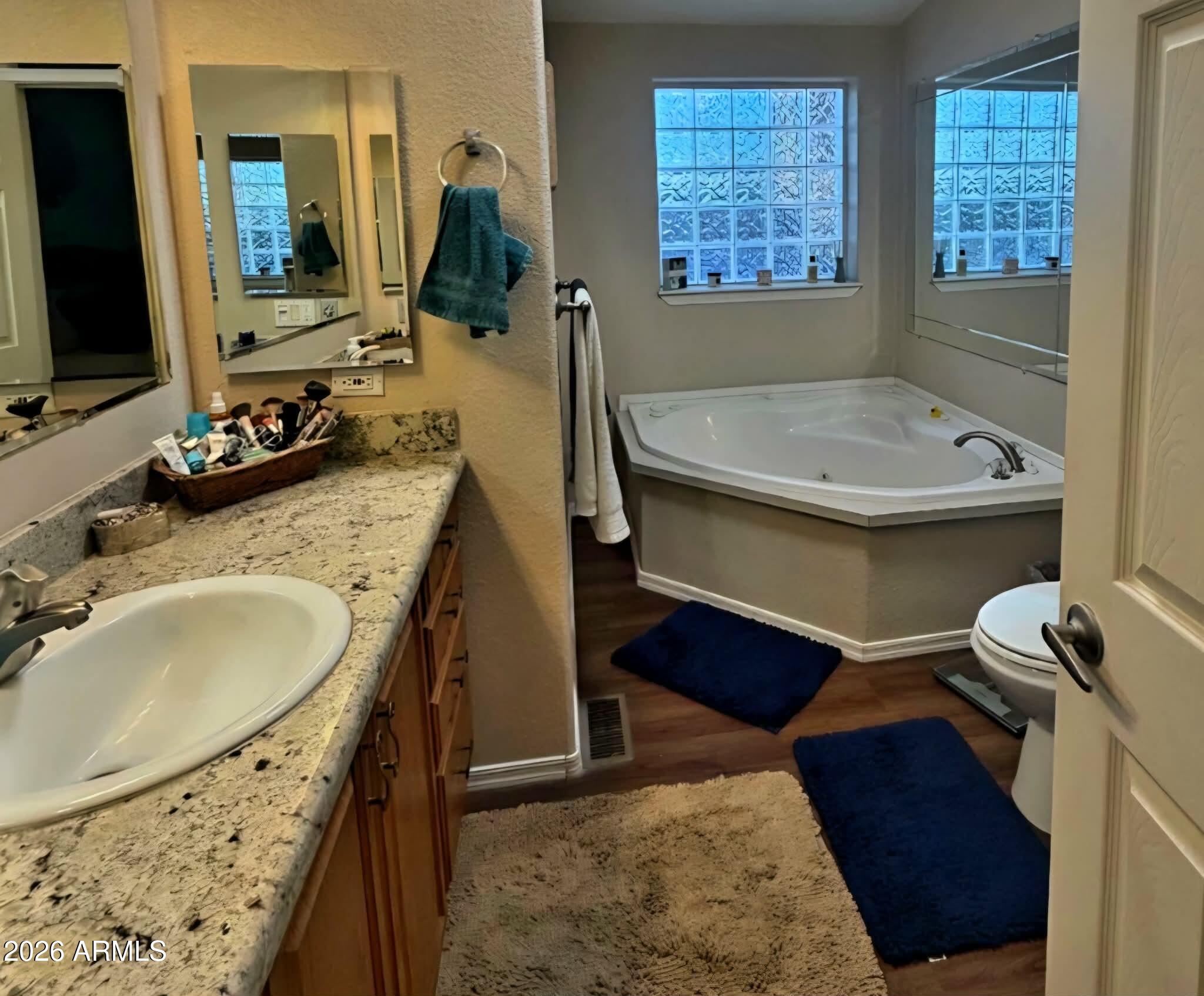 15606 South Gilbert Road, Unit 50 Chandler, AZ 85225 - Photo 8 of 11 64f9c41b-a660-4c3a-a69e-f45d6f203ed4