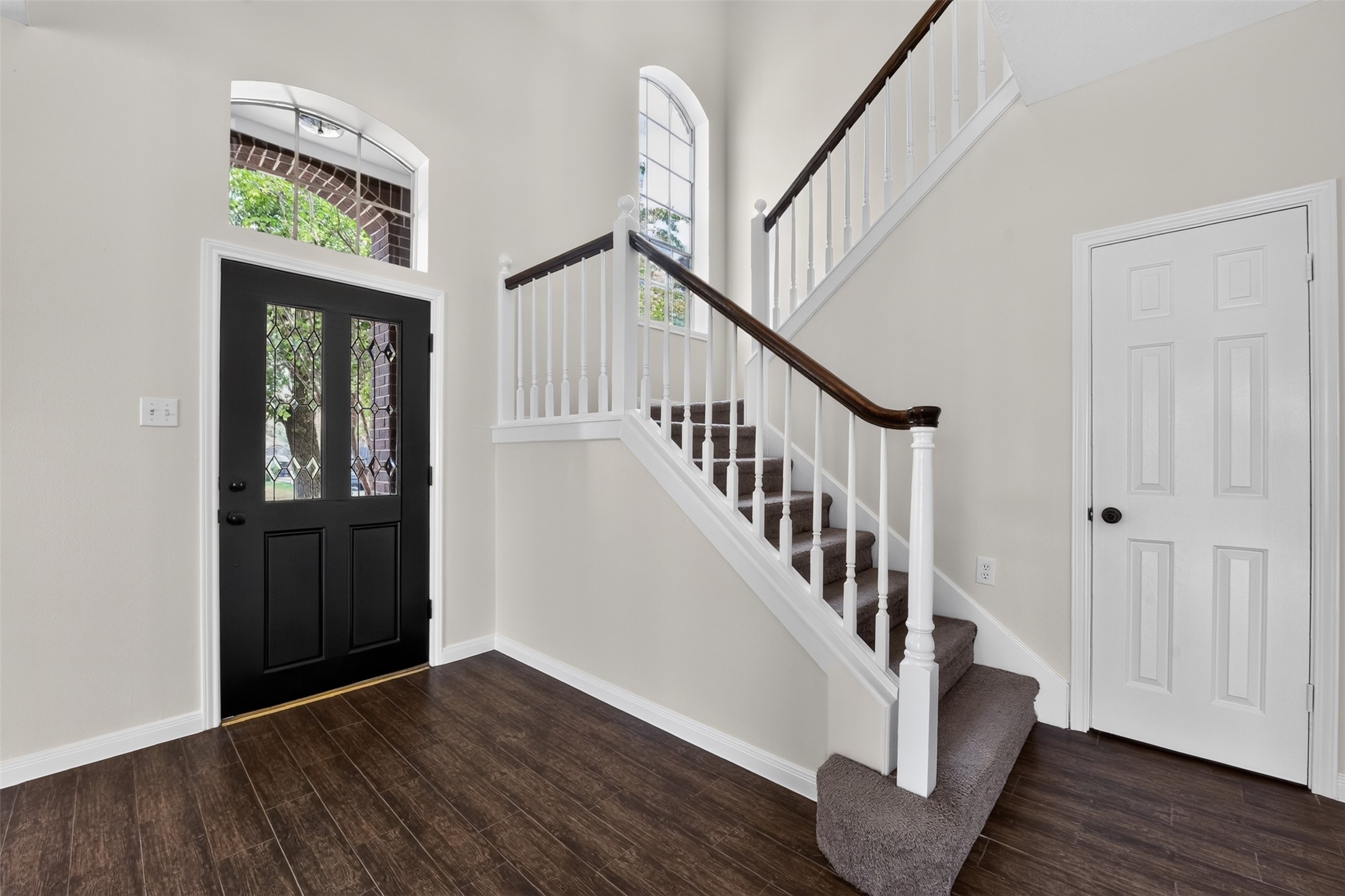 6006 Matt Road Humble, TX 77346 - Photo 2 of 34 Open Entryway