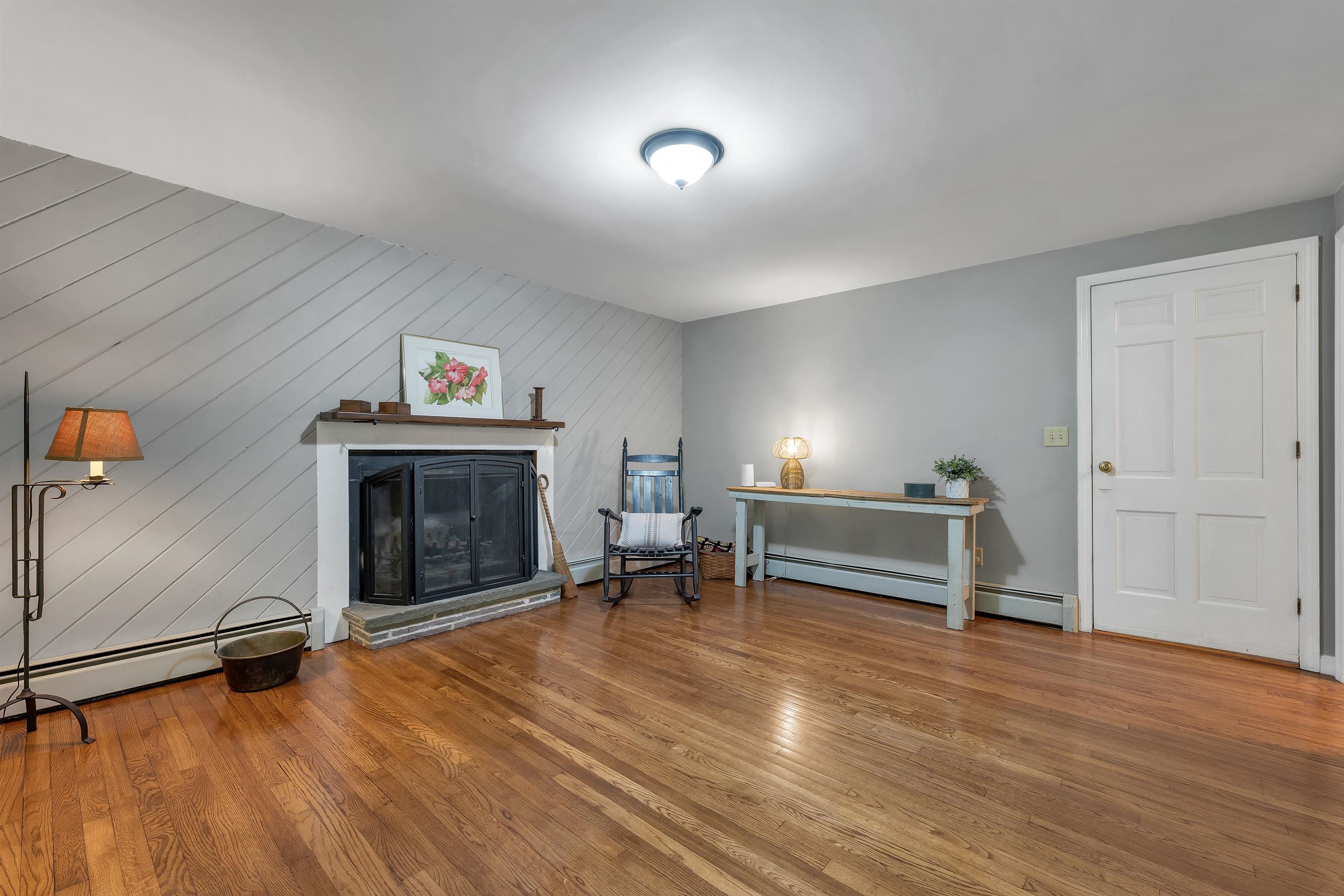208 Liberty Hill Road Bedford, NH 03110 - Photo 5 of 29