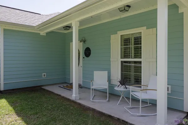 $349,900 | 73100 John Drive, Abita Springs, LA 70420