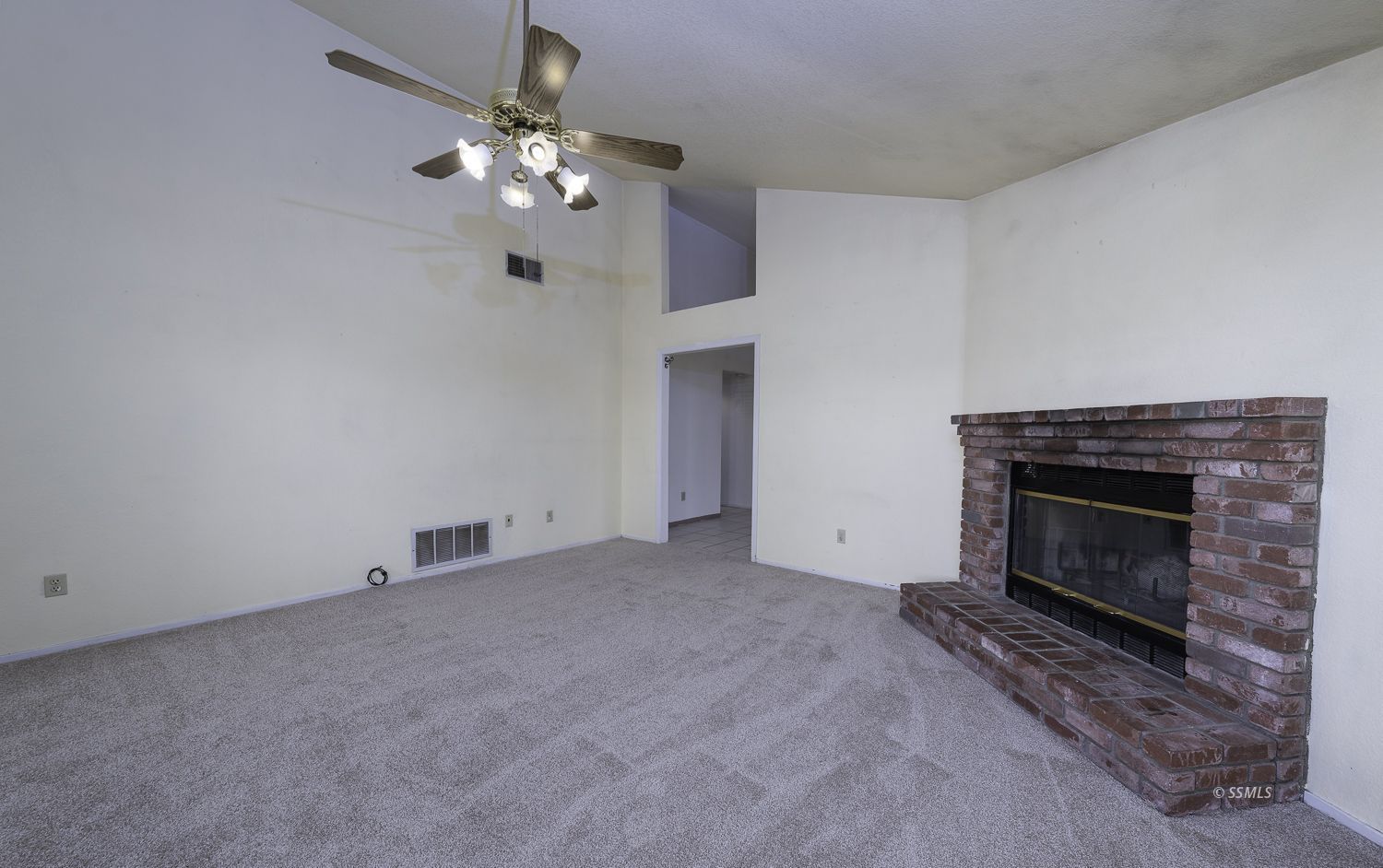 704 White Oak Drive Ridgecrest, CA 93555 - Photo 9 of 43