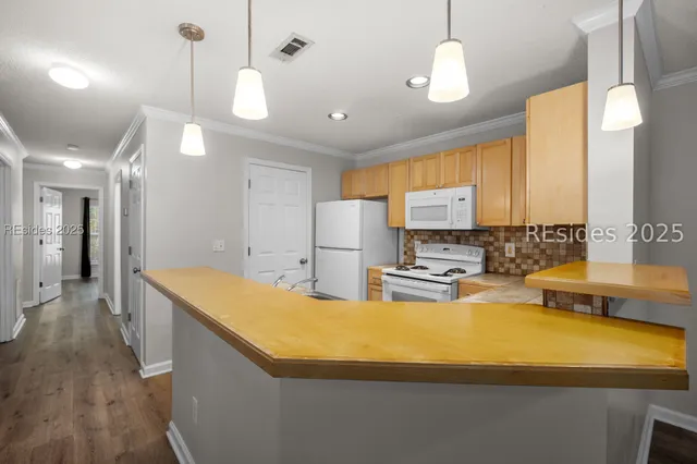 $240,000 | 100 Kensington Boulevard, Unit 405, Bluffton, SC 29910