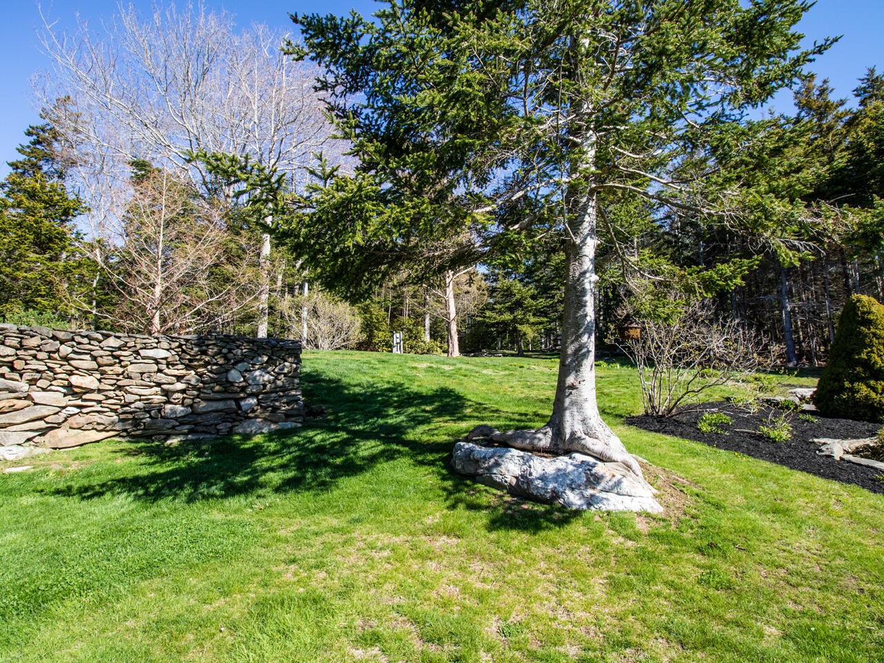 28 Yellow Head Road Bristol, ME 04554 - Photo 10 of 113