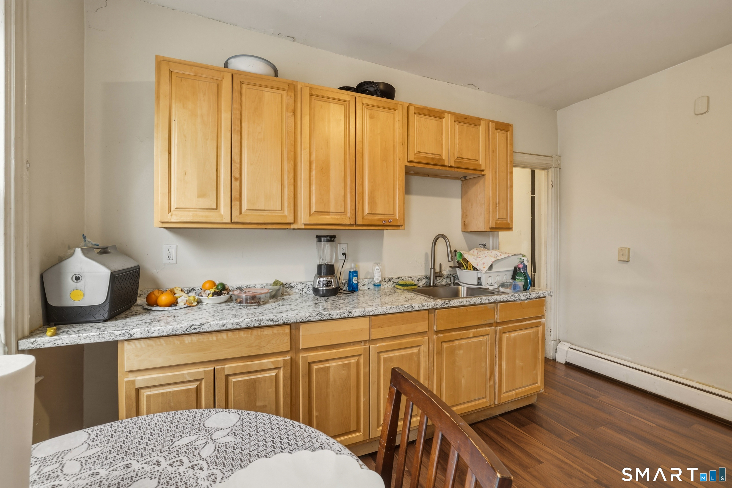 62-64 Edgewood Street Hartford, CT 06112 - Photo 21 of 35