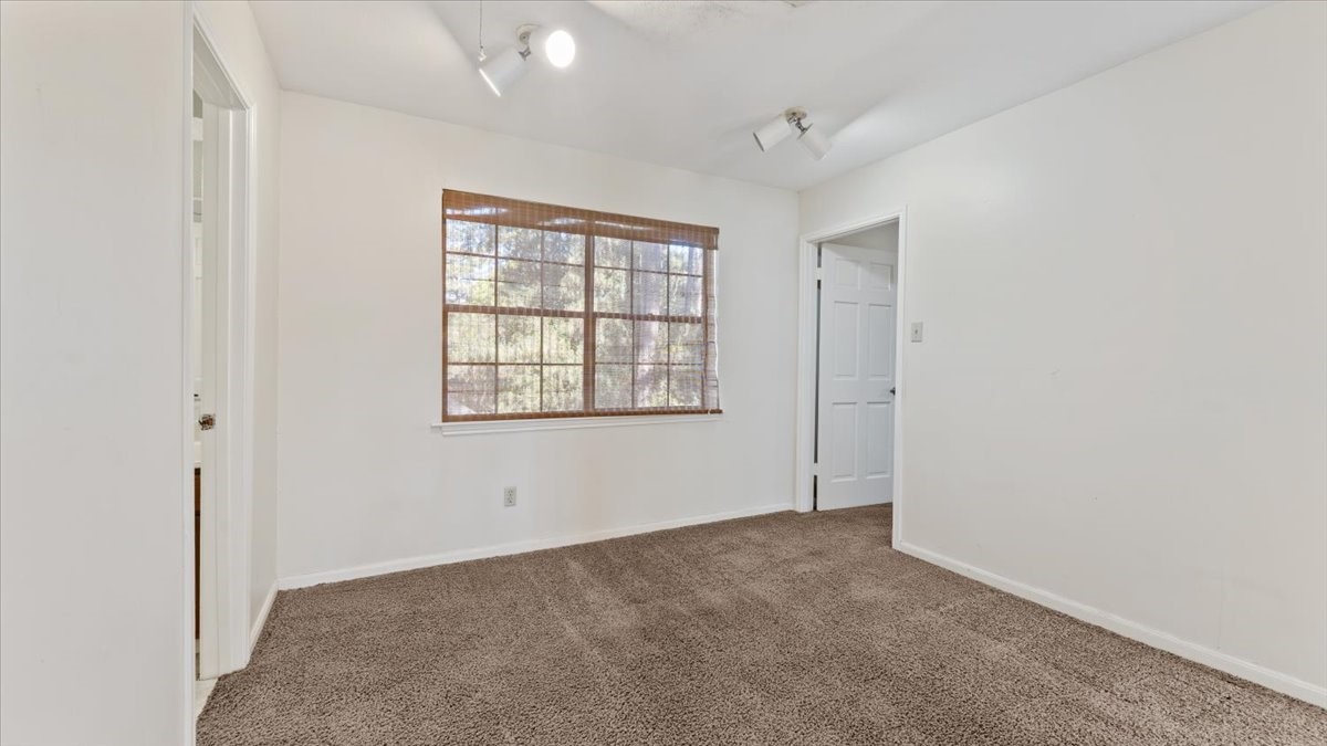 6502 Moccasin Bend Drive Spring, TX 77379 - Photo 37 of 38 an empty room with windows