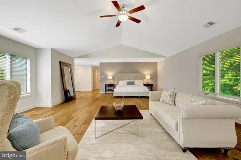 $1,995,000 | 904 Falls Bridge Lane, Great Falls, VA 22066