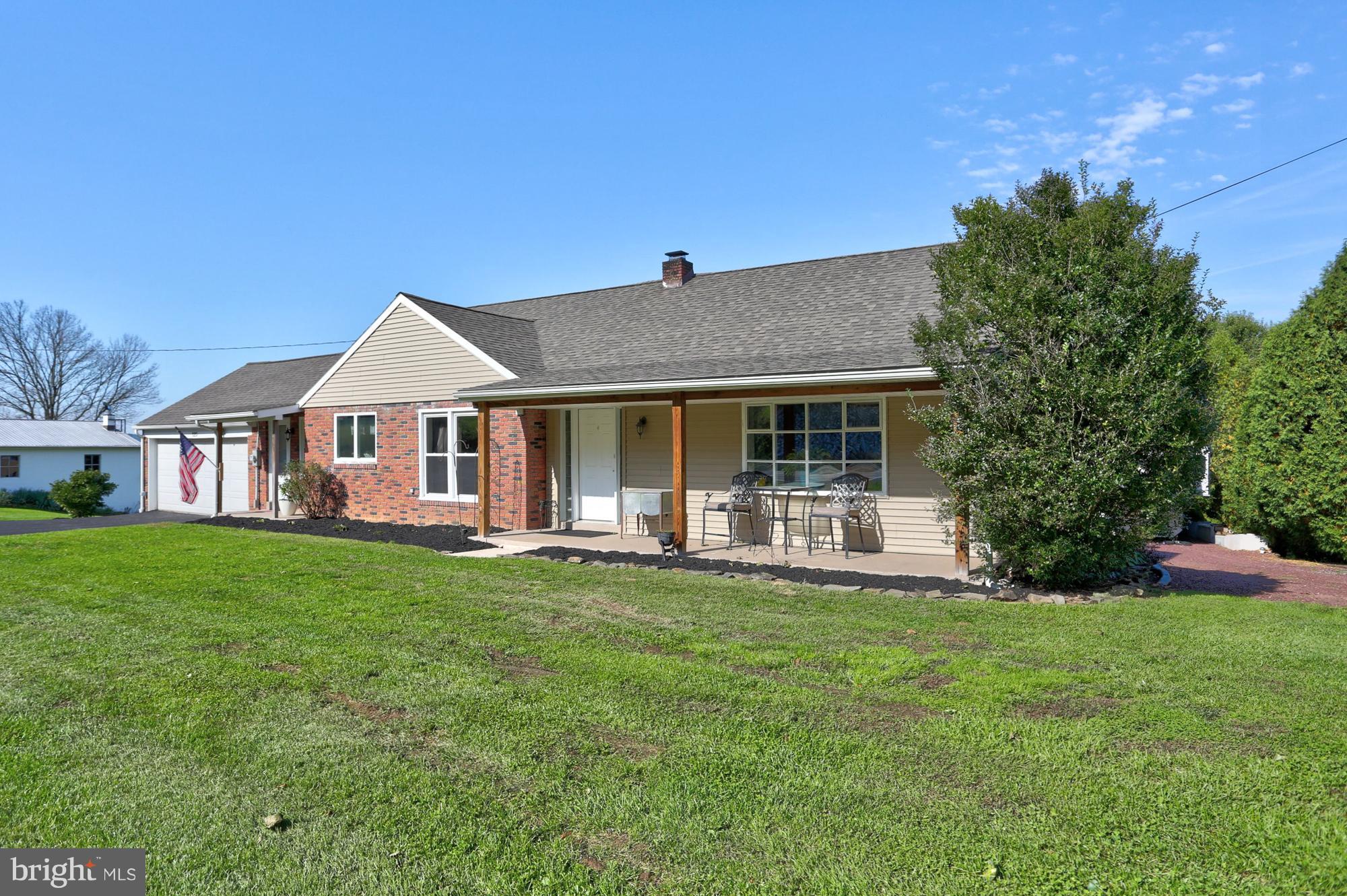 125 North Ridge Road Reinholds, PA 17569 - Photo 3 of 33 Front View