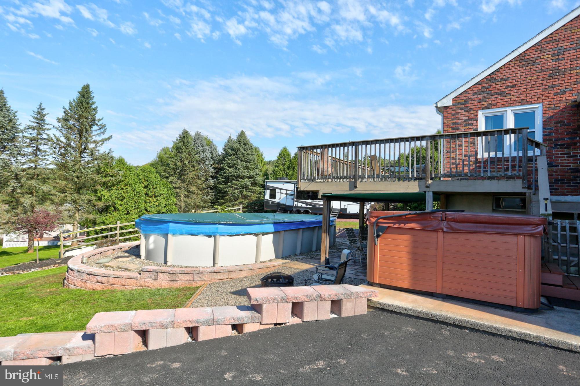 125 North Ridge Road Reinholds, PA 17569 - Photo 9 of 33 Deck & Pool Area