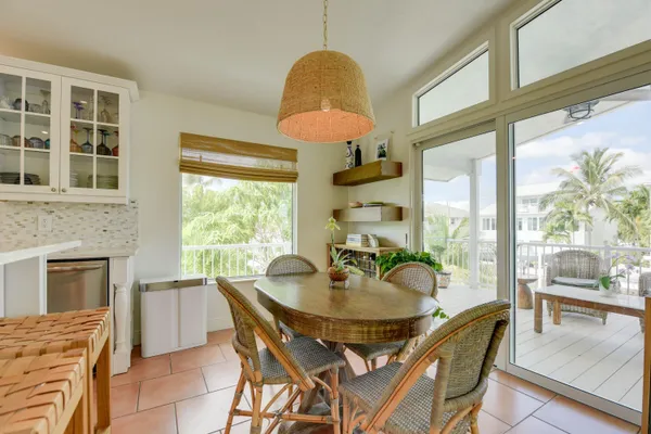 $1,200,000 | 637 Caribbean Drive East, Summerland Key, FL 33042