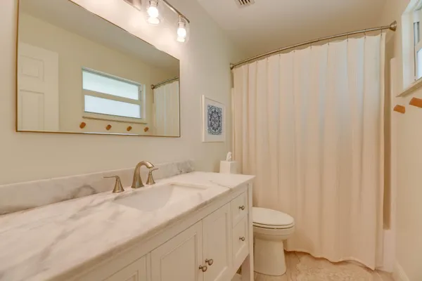 $1,200,000 | 637 Caribbean Drive East, Summerland Key, FL 33042