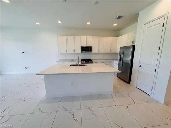 $6,500 | 2864 Bloomfield Way, Naples, FL 34112
