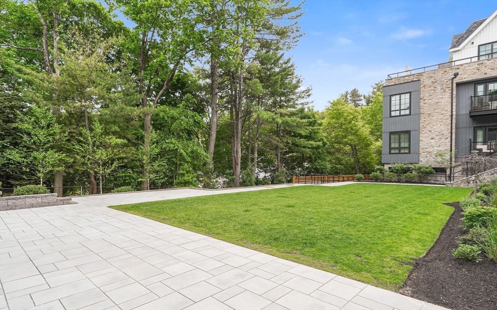 148 Weston Road, Unit 304 Wellesley, MA 02482 - Photo 28 of 33
