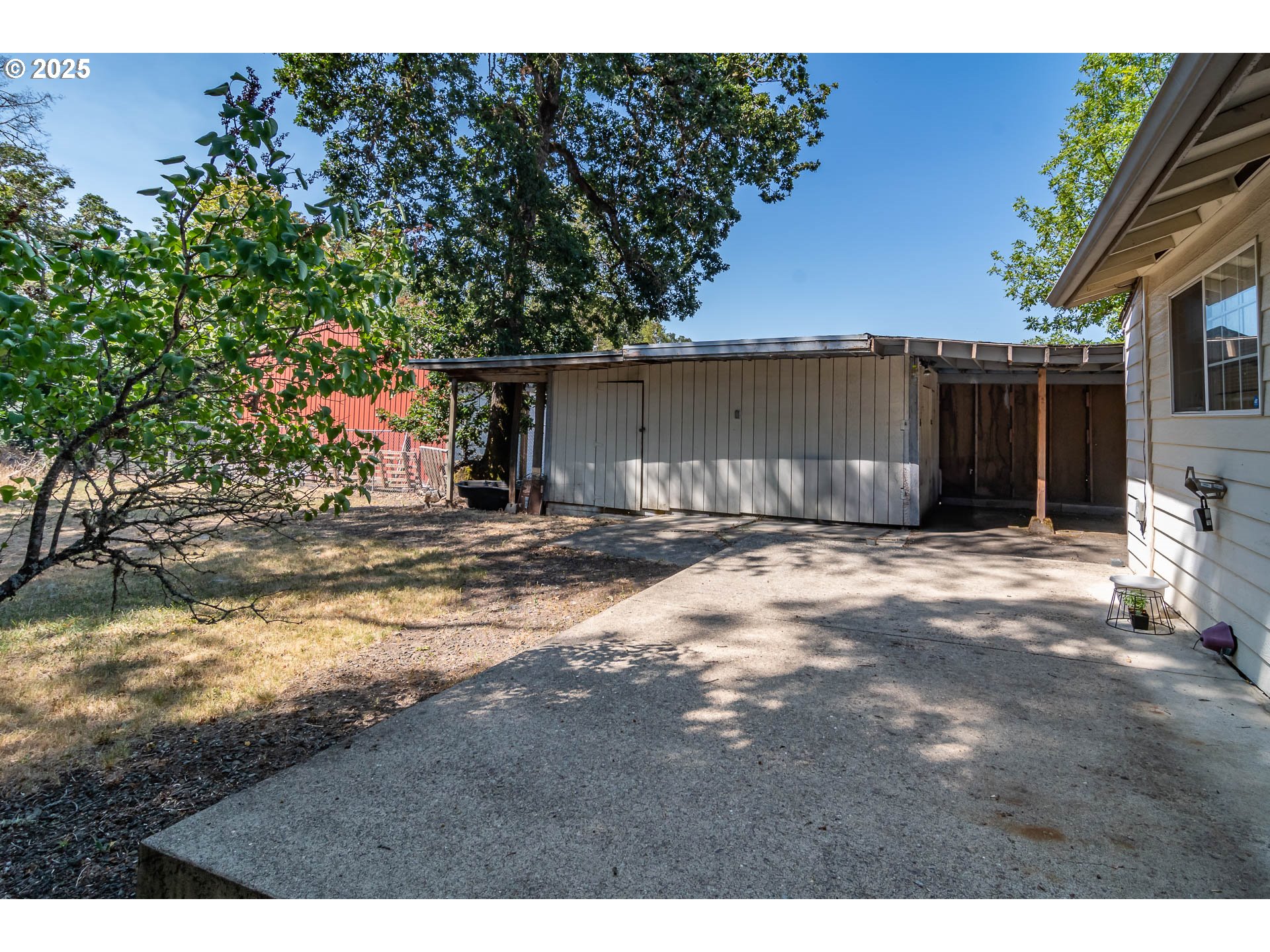 881 Northeast Newton Creek Road Roseburg, OR 97470 - Photo 34 of 40