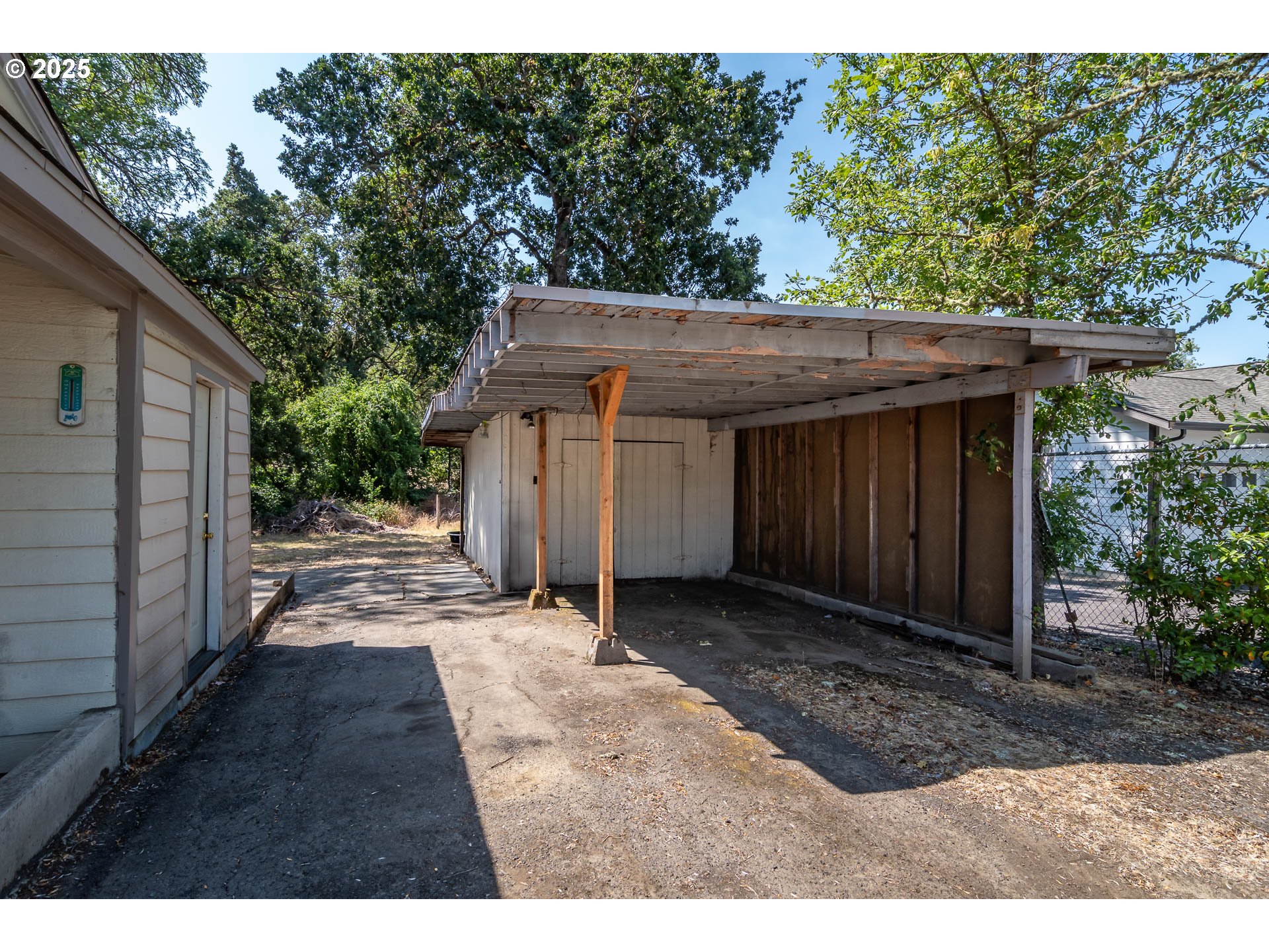 881 Northeast Newton Creek Road Roseburg, OR 97470 - Photo 37 of 40