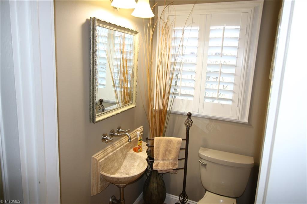 2532 Darrow Road Walkertown, NC 27051 - Photo 24 of 38 Gallery Image 24