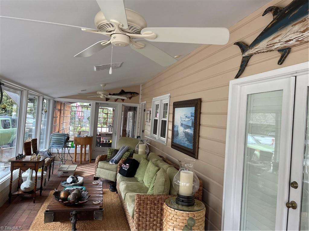 2532 Darrow Road Walkertown, NC 27051 - Photo 26 of 38 Sunroom