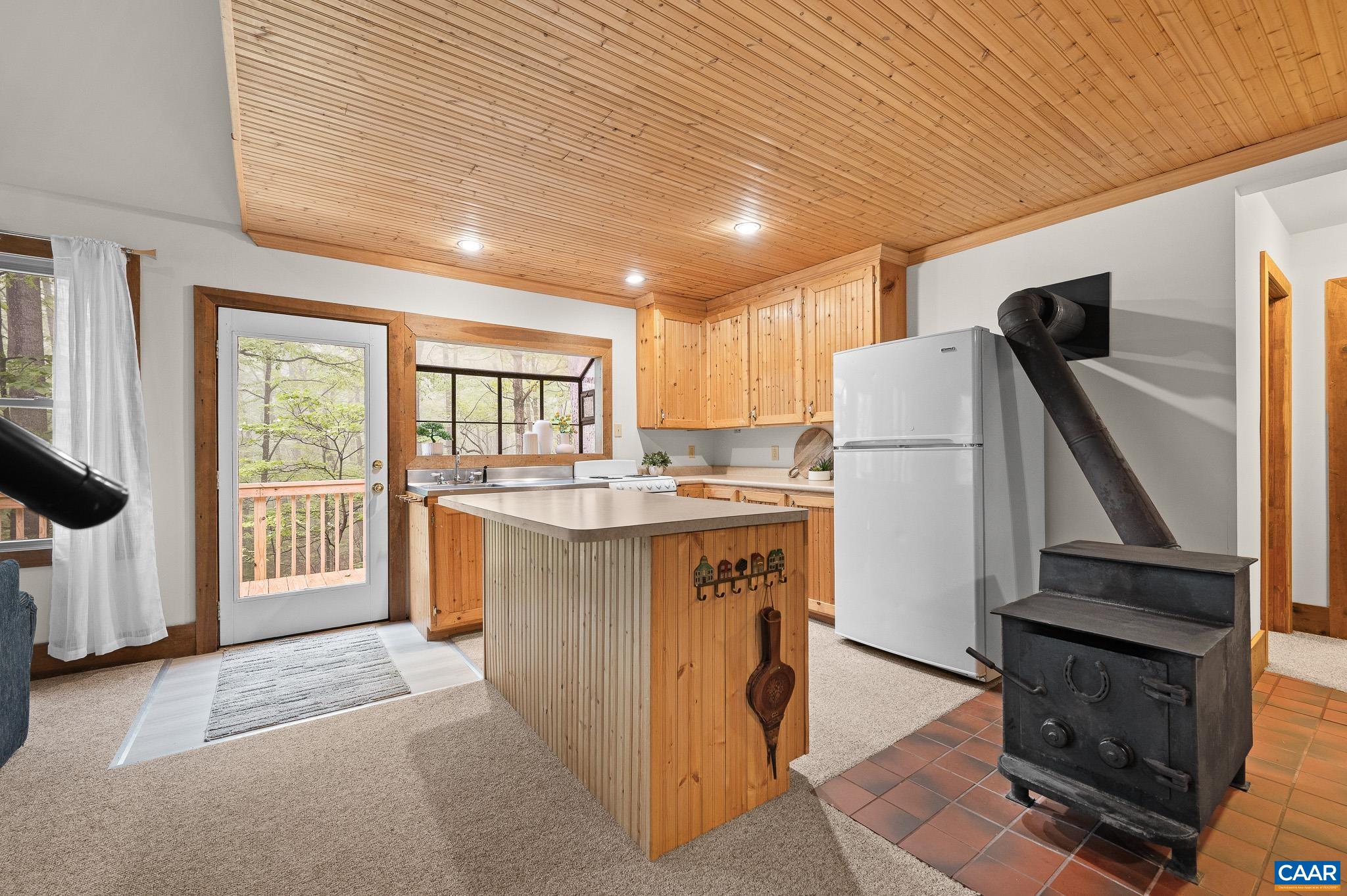 270 Little Cabin Road Amherst, VA 24521 - Photo 7 of 49 Gallery Image 7