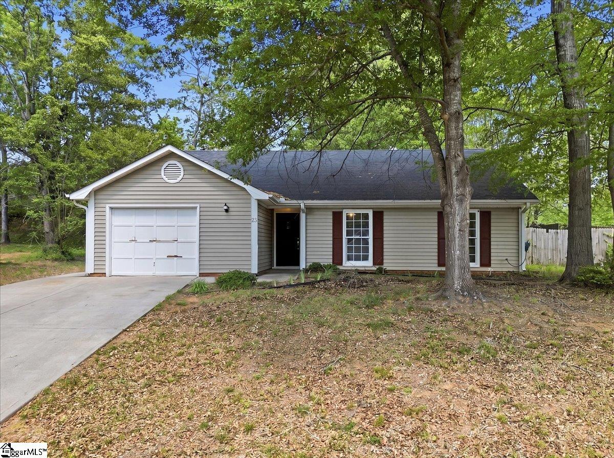 23 Chinaberry Lane Simpsonville, SC 29680 - Photo 1 of 28