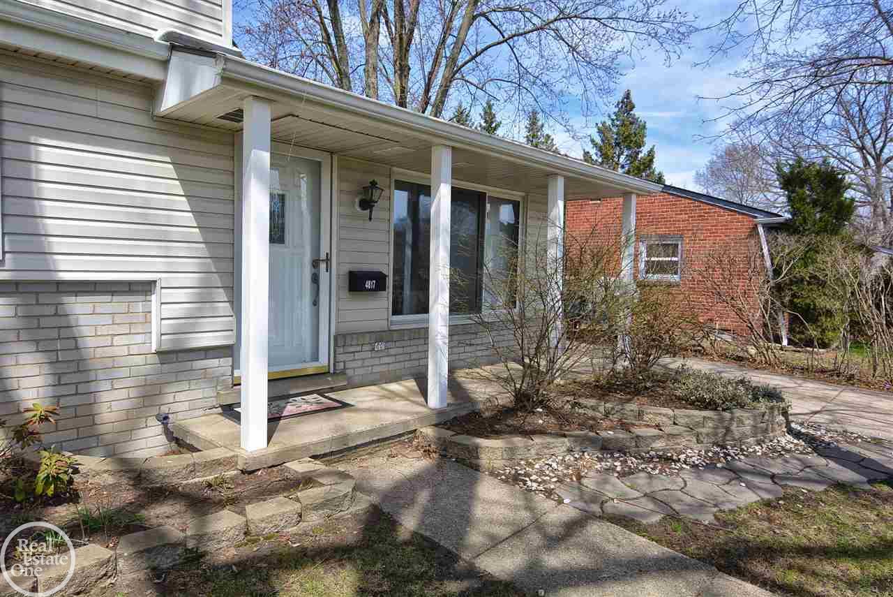4817 Auburn Road Utica, MI 48317 - Photo 2 of 28 31345583-1.JPG