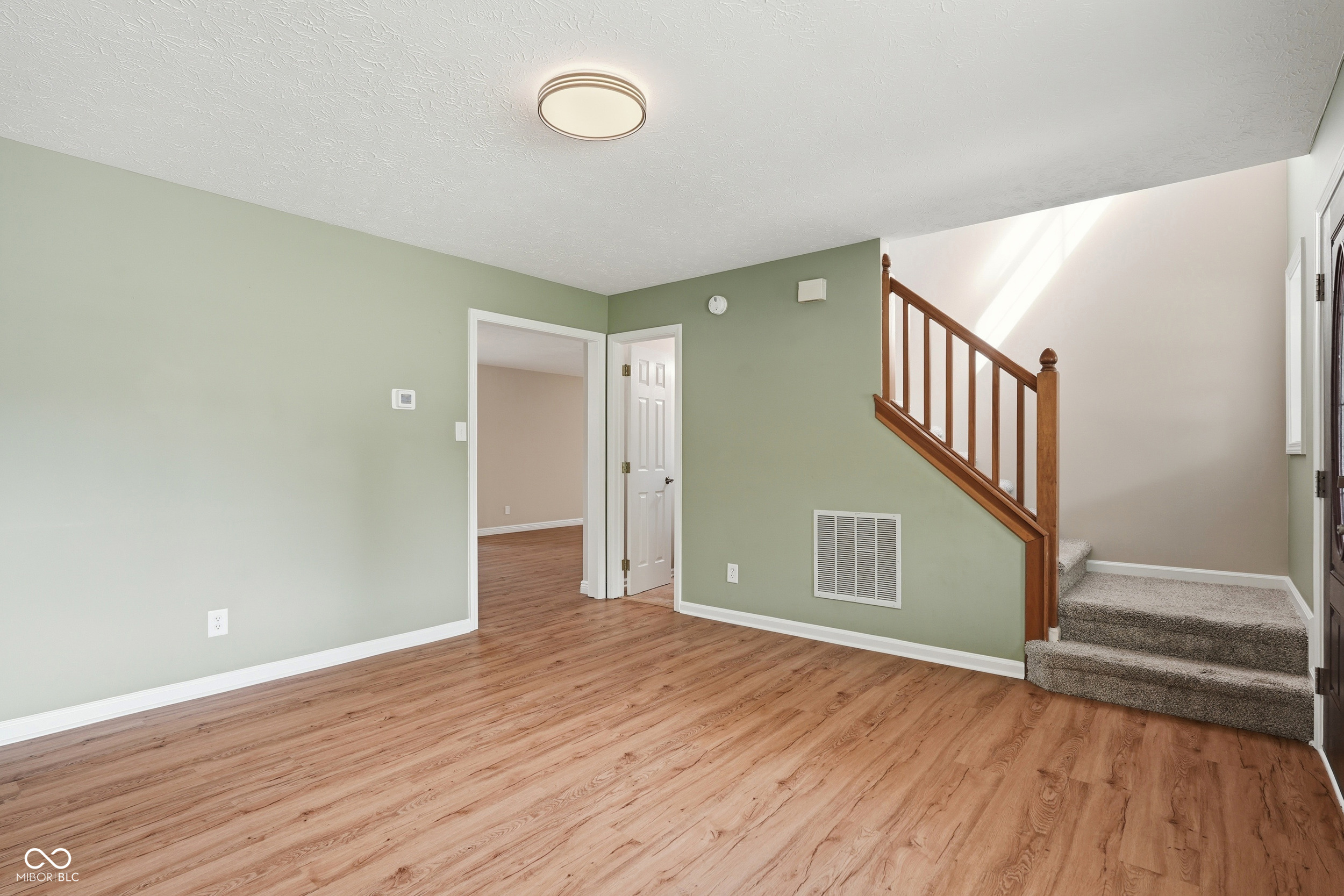 13089 Sinclair Place Fishers, IN 46038 - Photo 6 of 51