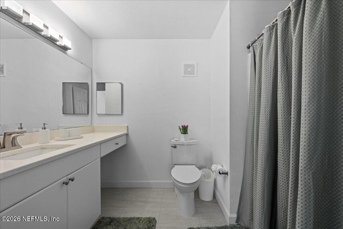 10961 Burnt Mill Road, Unit 1237 Jacksonville, FL 32256 - Photo 16 of 20 Bathroom 2