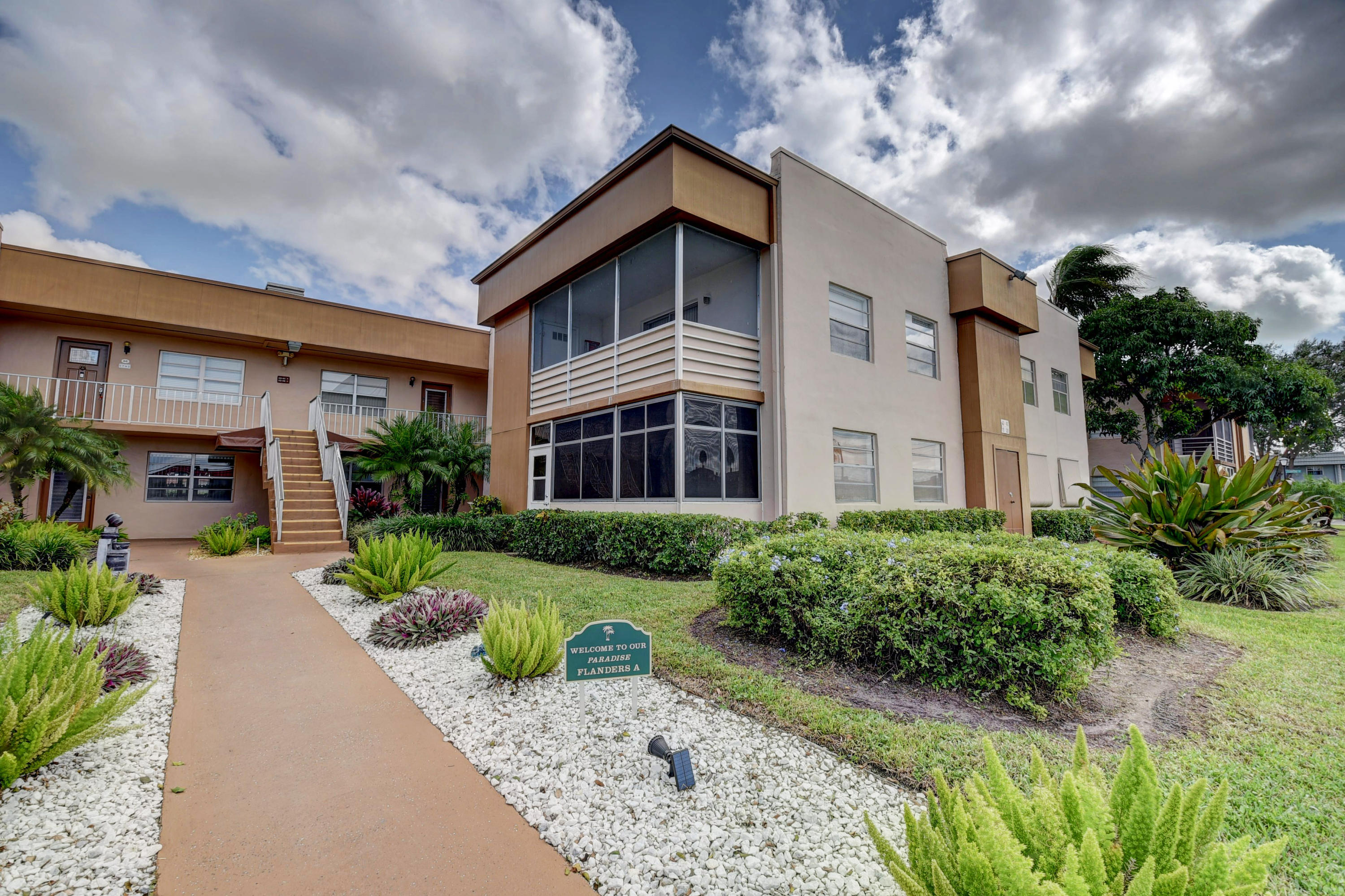 43 Flanders A Delray Beach, FL 33484 - Photo 2 of 25 Virtuals1 (2)