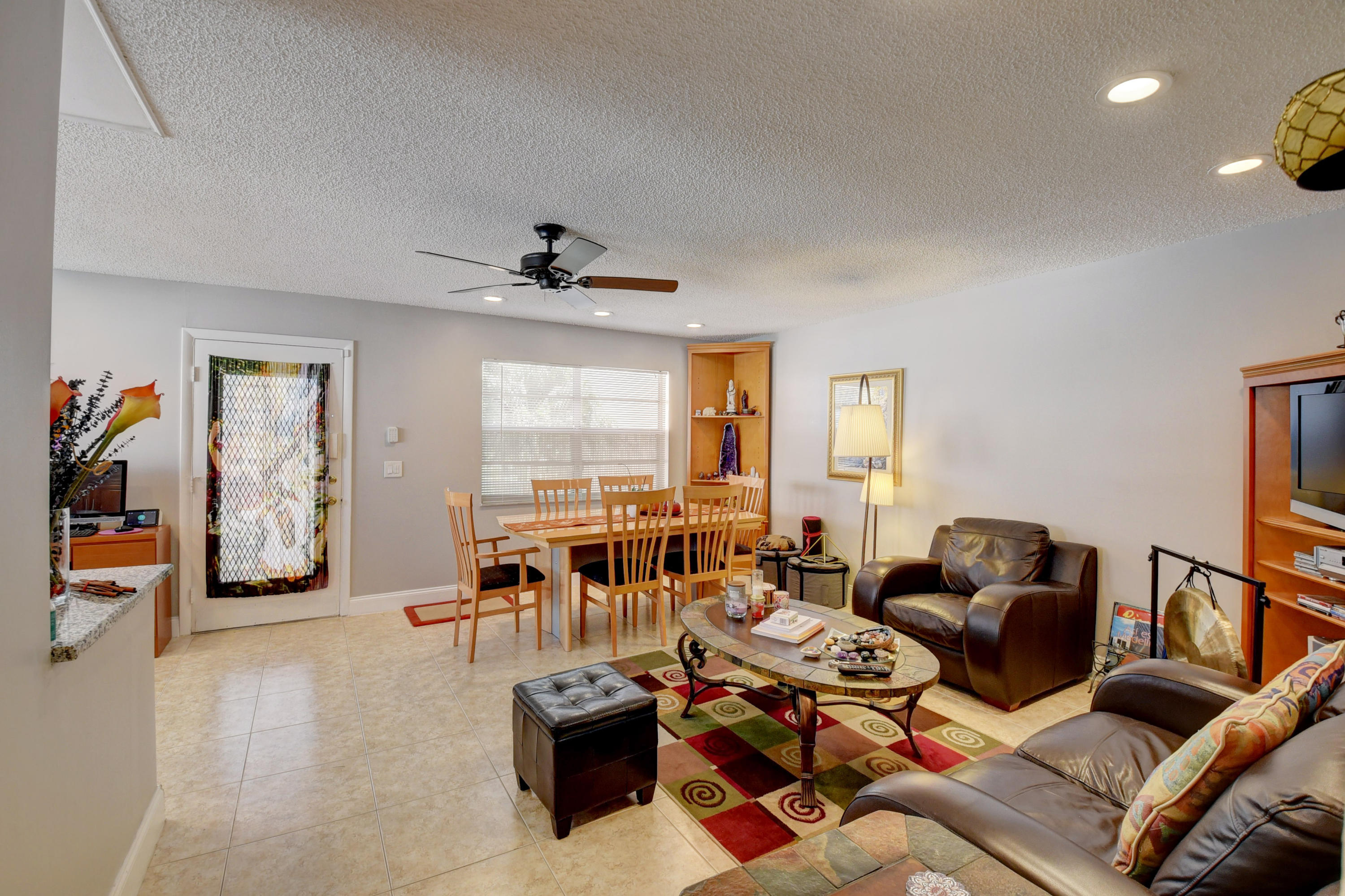 43 Flanders A Delray Beach, FL 33484 - Photo 7 of 25 Virtuals1 (7)