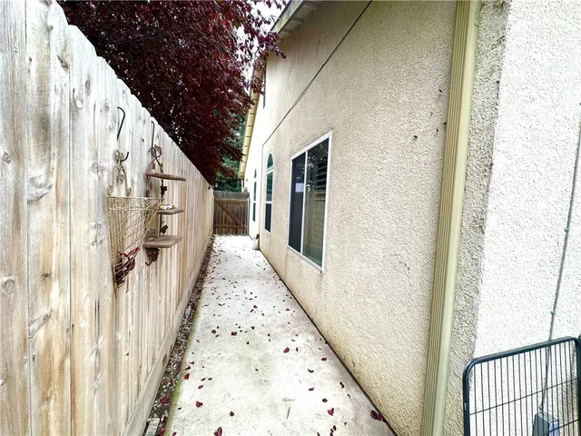 $369,000 | 1085 Saunders Road, Madera, CA 93637