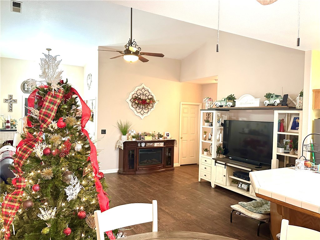 1085 Saunders Road Madera, CA 93637 - Photo 10 of 34