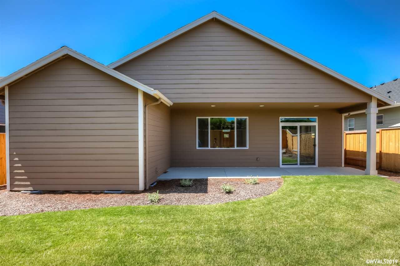 412 Southwest Applegate Trail Drive Dallas, OR 97338 - Photo 25 of 31 Gallery Image 25