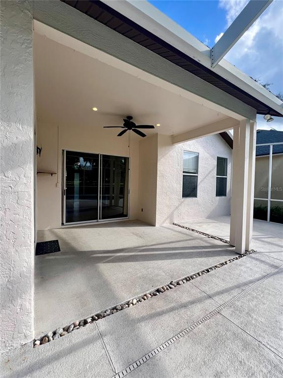 3515 Fox Squirrel Lane Valrico, FL 33596 - Photo 23 of 24 a view of a entryway of a house